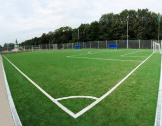 Поле стадиона Чайка