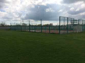 Футбольное поле г. Петров Вал